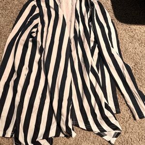 Women beetlejuice outfit